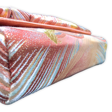 Load image into Gallery viewer, Bow Clutch Bag _ Serial No.TM01208