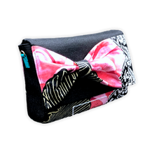Load image into Gallery viewer, Bow Clutch Bag _ Serial No.TM01211