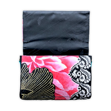 Load image into Gallery viewer, Bow Clutch Bag _ Serial No.TM01211