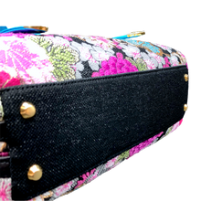 Load image into Gallery viewer, Drum Barrel Bag W (double line) Serial No.TM01139W