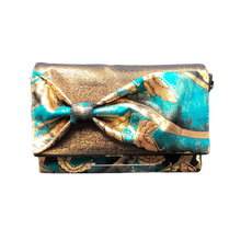 Load image into Gallery viewer, Bow Clutch Bag _ Serial No.TM01202
