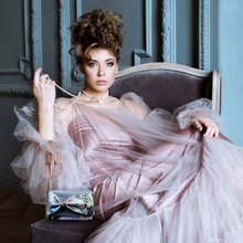 Load image into Gallery viewer, Bow Clutch Bag _ Serial No.TM01216