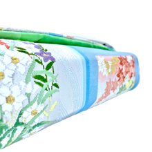 Load image into Gallery viewer, Bow Clutch Bag _ Serial No.TM01222