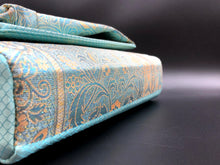 Load image into Gallery viewer, Bow Clutch Bag _ Serial No.TM01204