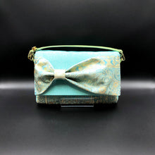 Load image into Gallery viewer, Bow Clutch Bag _ Serial No.TM01204