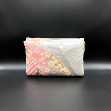 Load image into Gallery viewer, Bow Clutch Bag _ Serial No.TM01209