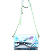 Load image into Gallery viewer, Bow Clutch Bag _ Serial No.TM01203