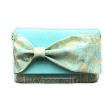 Load image into Gallery viewer, Bow Clutch Bag _ Serial No.TM01204