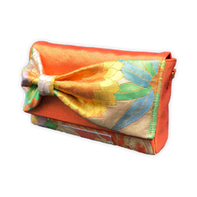 Load image into Gallery viewer, Bow Clutch Bag _ Serial No.TM01206