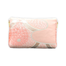 Load image into Gallery viewer, Bow Clutch Bag _ Serial No.TM01210