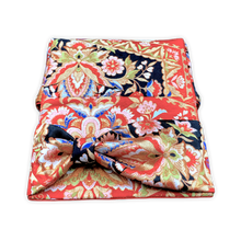 Load image into Gallery viewer, Bow Clutch Bag _ Serial No.TM01213