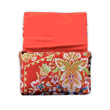 Load image into Gallery viewer, Bow Clutch Bag _ Serial No.TM01213