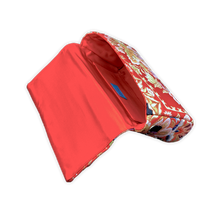 Load image into Gallery viewer, Bow Clutch Bag _ Serial No.TM01213
