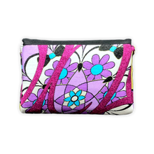 Load image into Gallery viewer, Bow Clutch Bag _ Serial No.TM01215