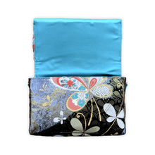 Load image into Gallery viewer, Bow Clutch Bag _ Serial No.TM01217