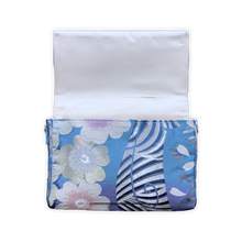 Load image into Gallery viewer, Bow Clutch Bag _ Serial No.TM01218