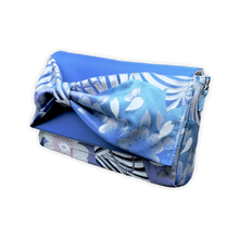 Load image into Gallery viewer, Bow Clutch Bag _ Serial No.TM01218