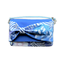 Load image into Gallery viewer, Bow Clutch Bag _ Serial No.TM01218