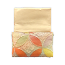 Load image into Gallery viewer, Bow Clutch Bag _ Serial No.TM01219