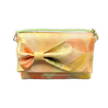 Load image into Gallery viewer, Bow Clutch Bag _ Serial No.TM01219