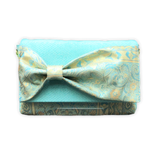Load image into Gallery viewer, Bow Clutch Bag _ Serial No.TM01204
